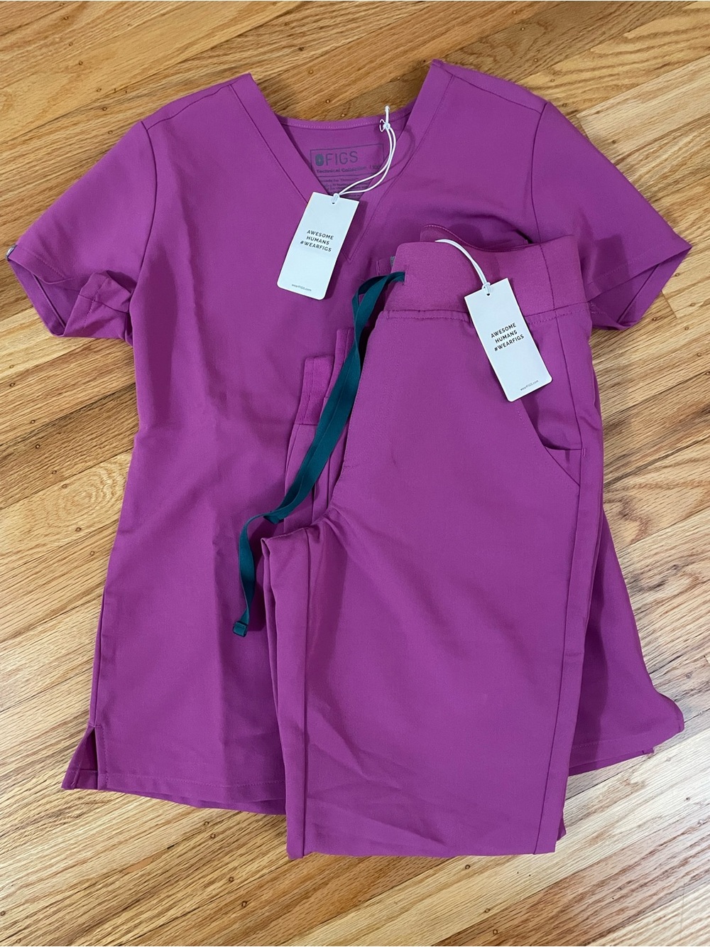 NWT Figs Set Catarina Top and High Waisted Zamora Joggers Yoga Waistband